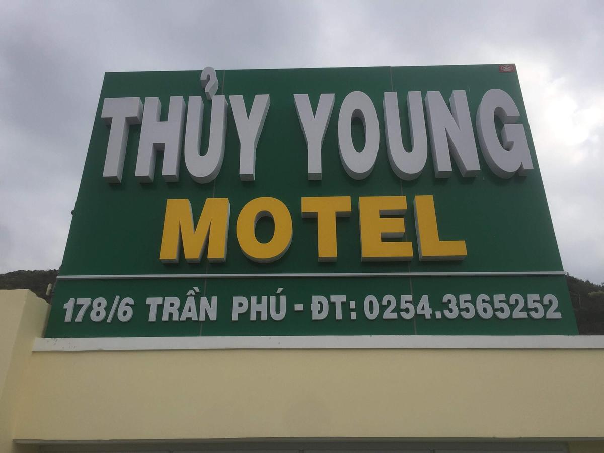 فندق فونج تاوفي  Khach San Thuy Young المظهر الخارجي الصورة